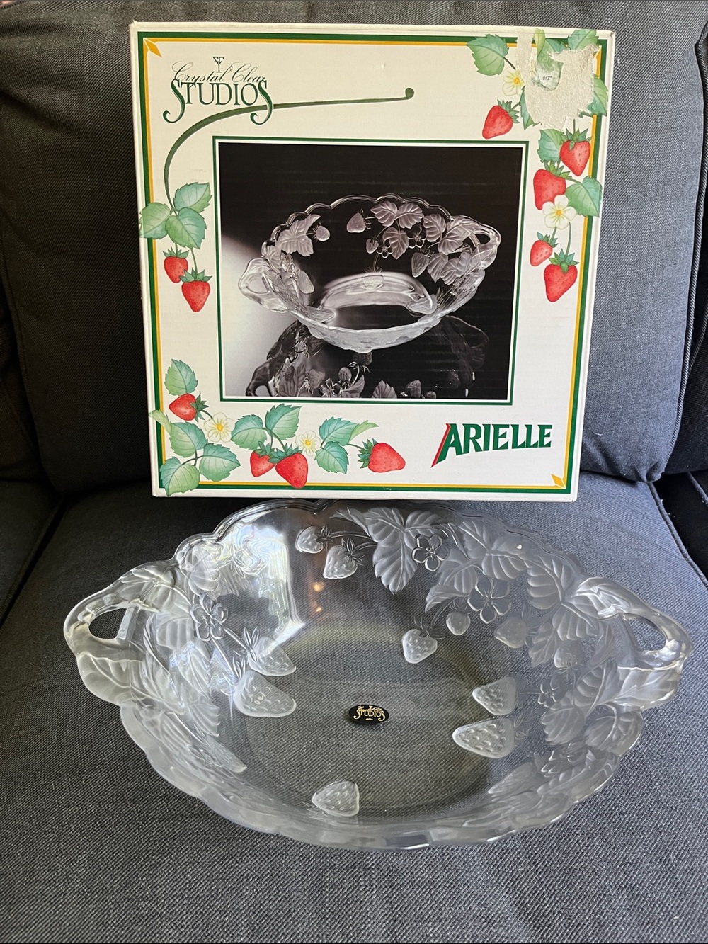 New! Crystal Clear Studios Japan  Arielle Strawberry Motif Serving Bowl